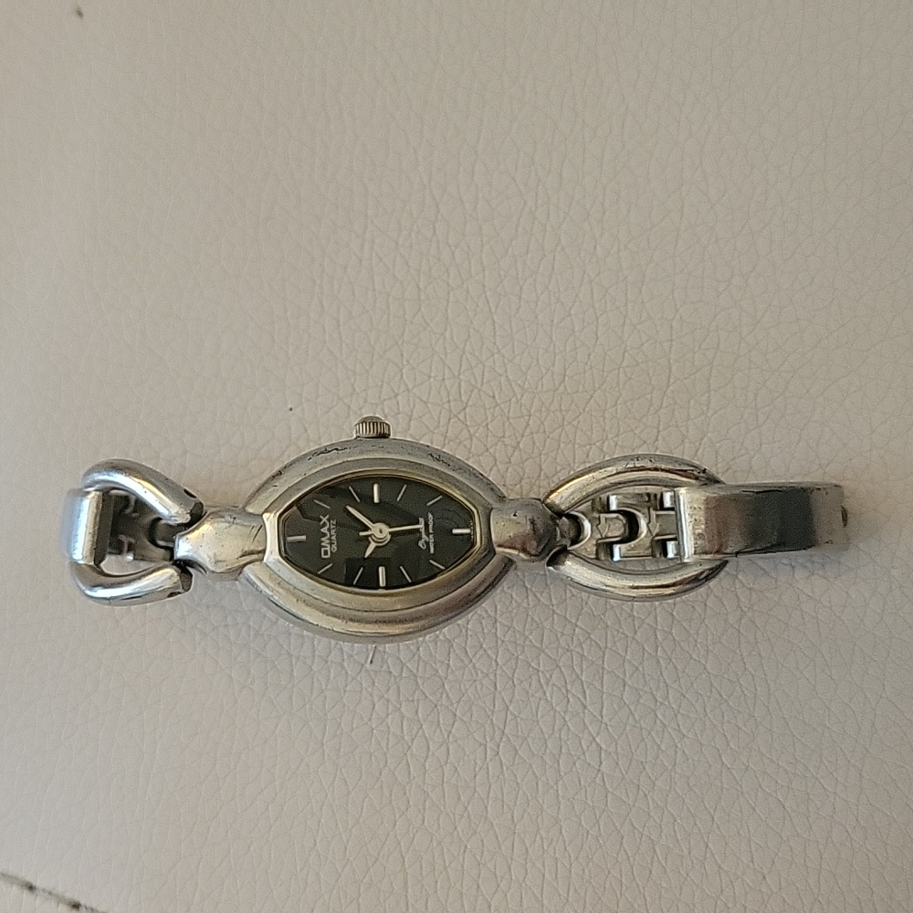 Omax Watch
